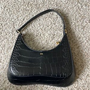 Jw pei croc embossed shoulder bag in black